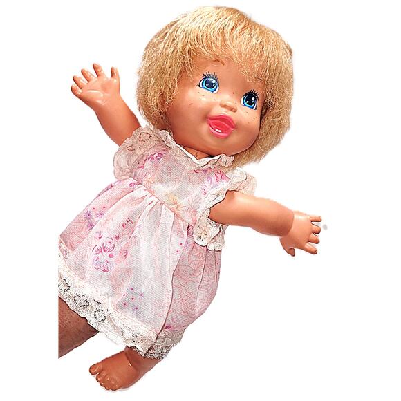 12" Vintage 1992 "Baby Walk ‘N Roll" Baby Doll Doll By Mattel No Stroller - Picture 10 of 13